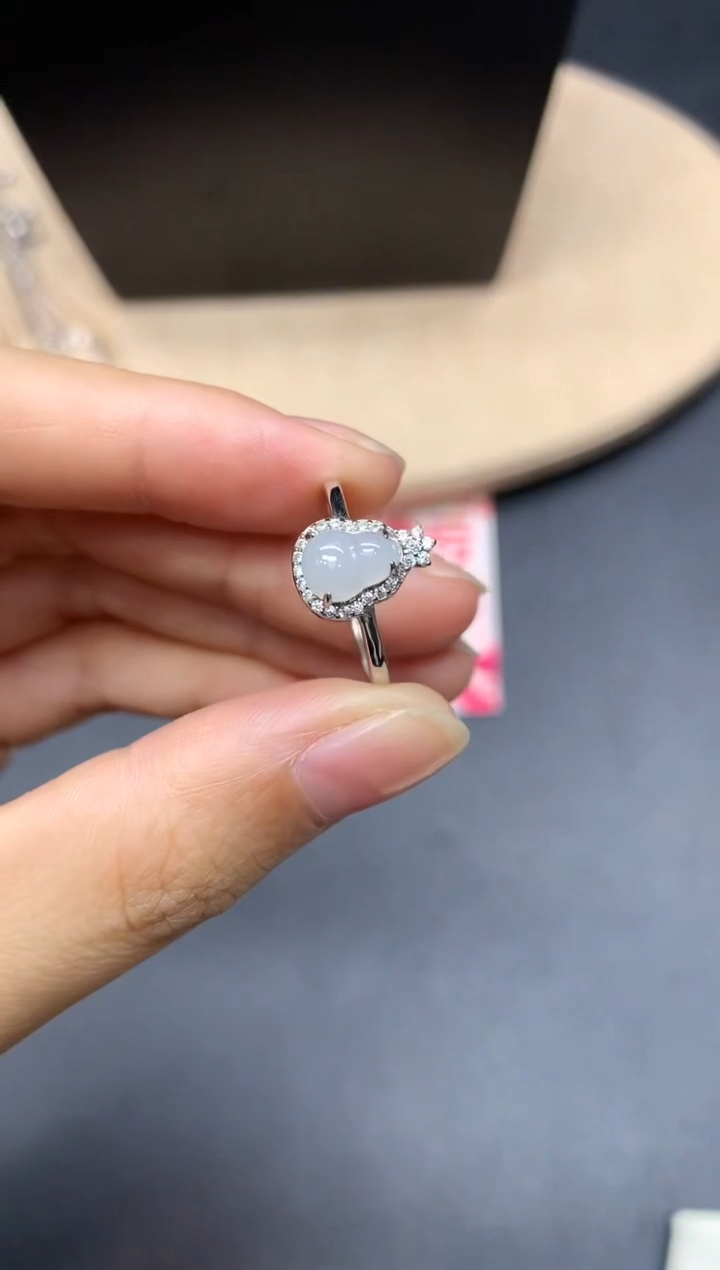 【闪购商品】翡翠戒指银S925镶嵌葫芦【多样性发其一】