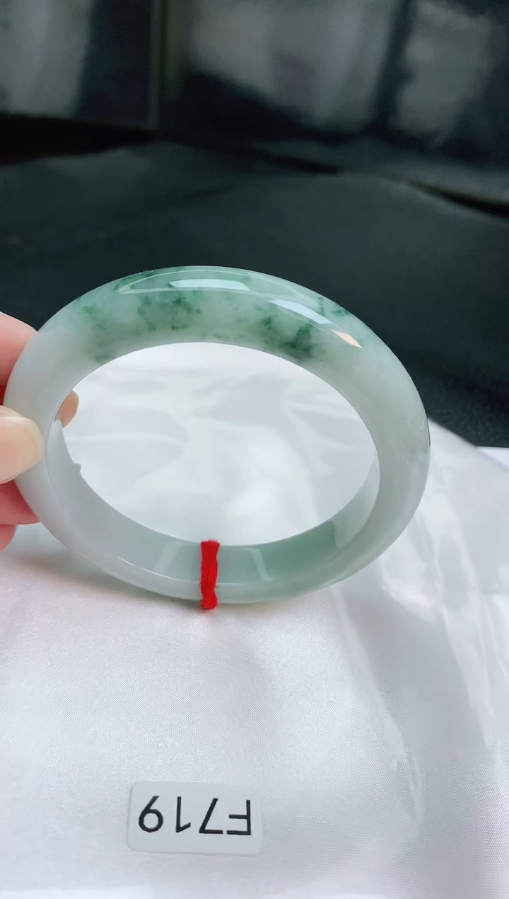 【闪购商品】翡翠手镯未镶嵌缅甸天然A货手镯