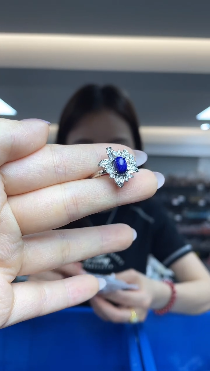 青金石未镶嵌`（多样性发一件）