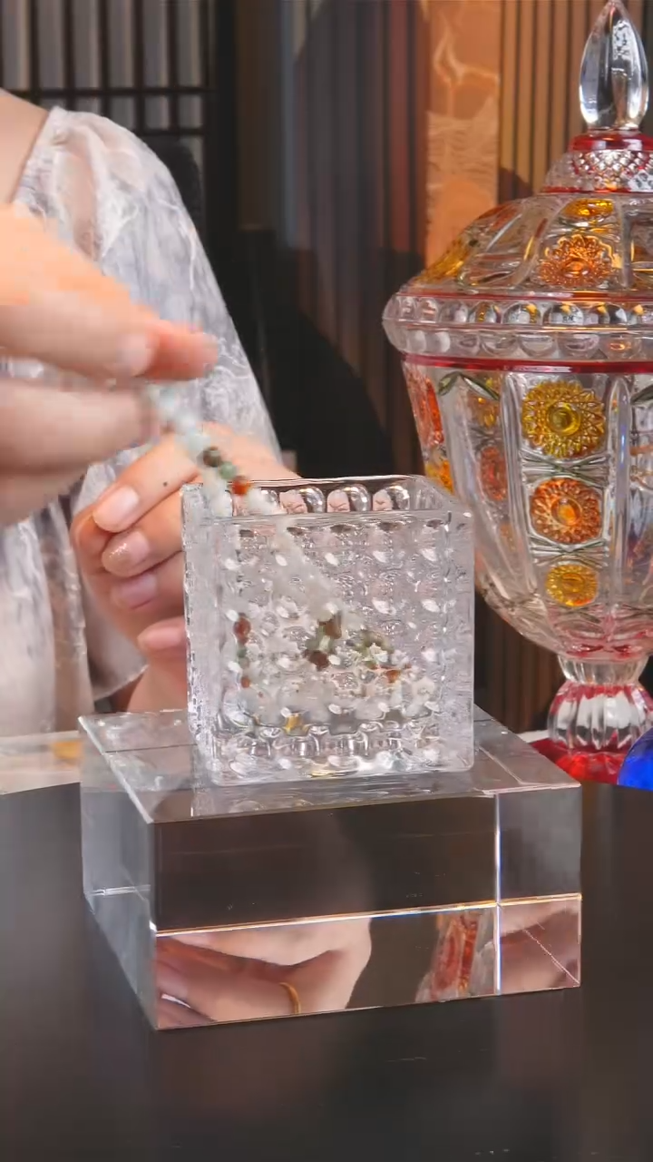 圆点111方11缸111111111111