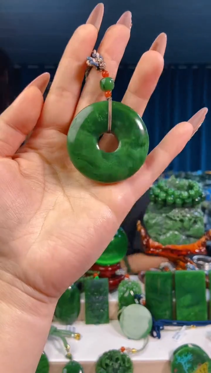 【闪购商品】和田玉挂件未镶嵌1