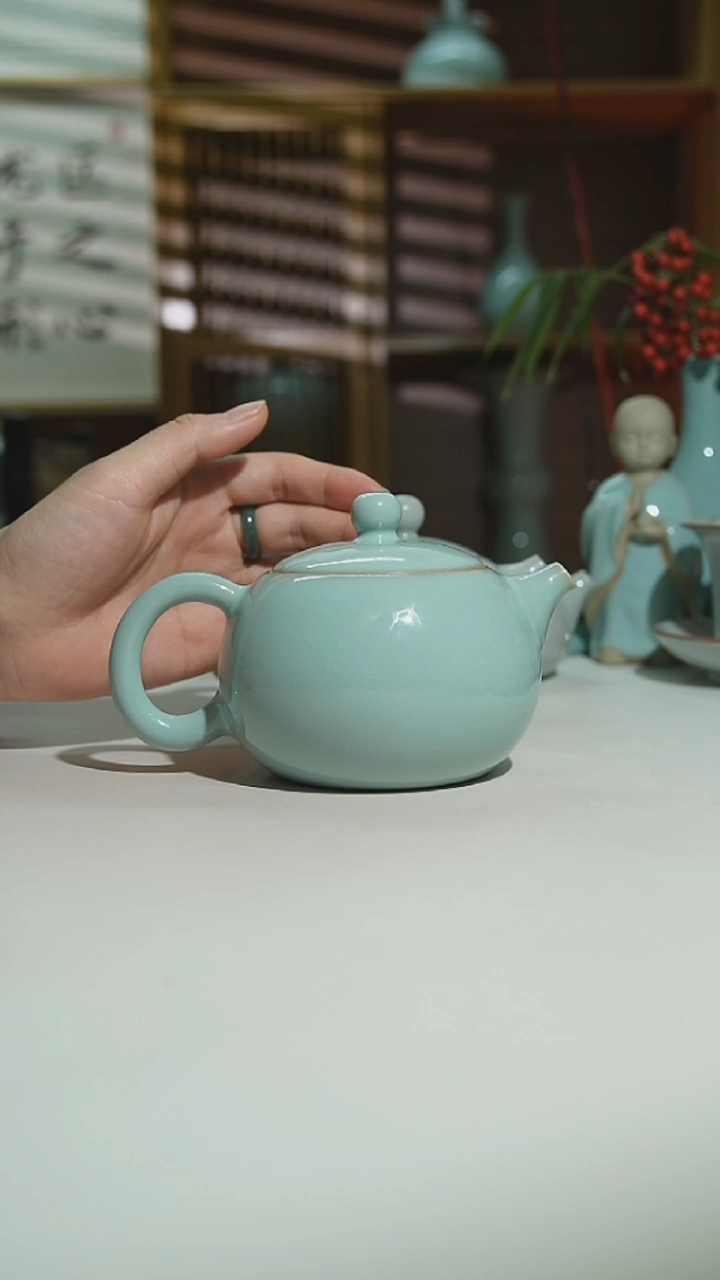 天青运圈西施壶二级