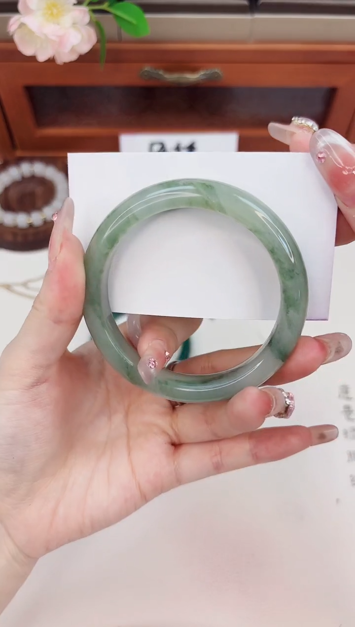 石英质玉手镯未镶嵌470-天山翠-圈口58