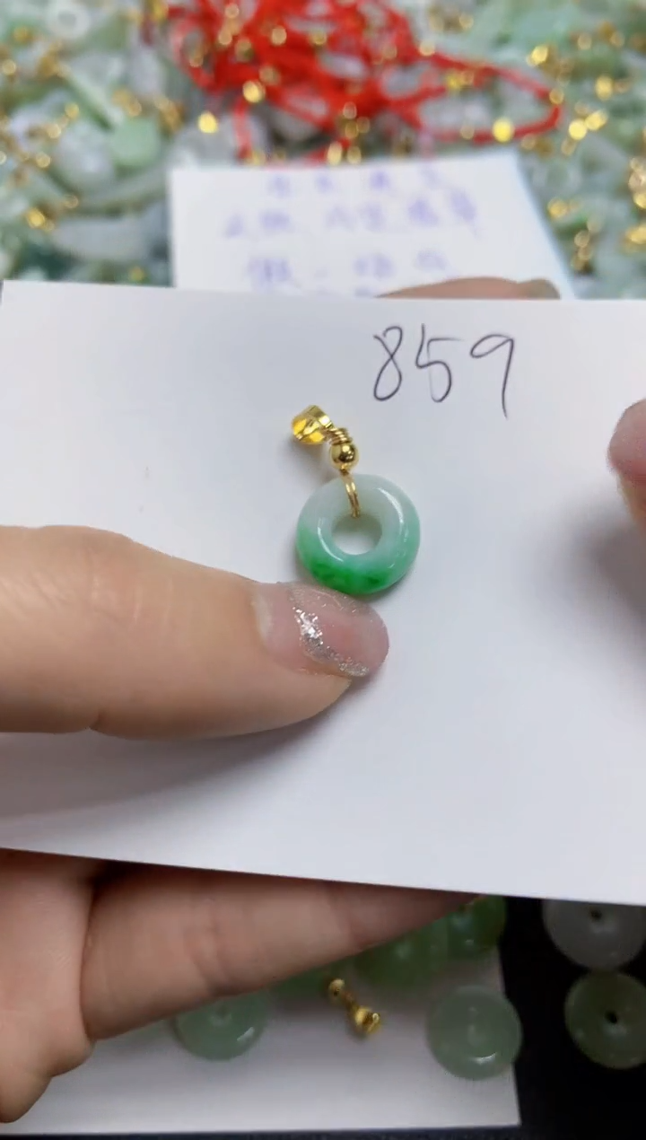 【闪购商品】翡翠颈饰合金天然翡翠A货