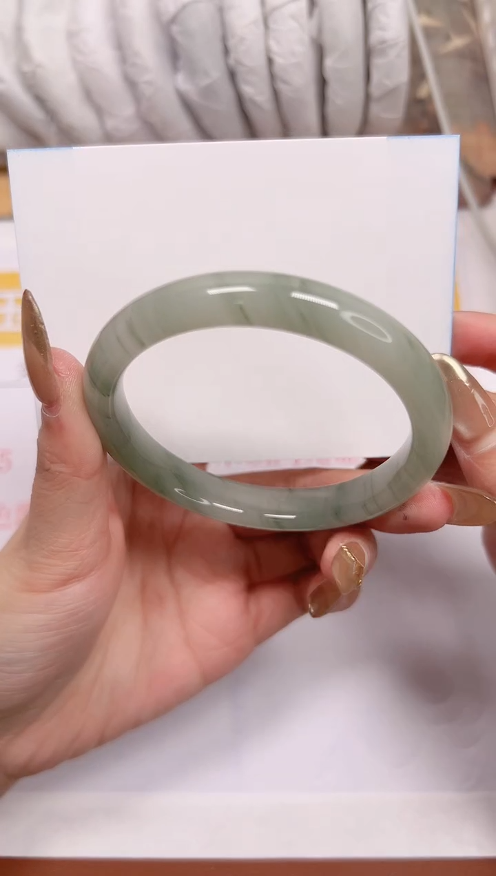 【闪购商品】石英质玉手镯未镶嵌K403-57.7