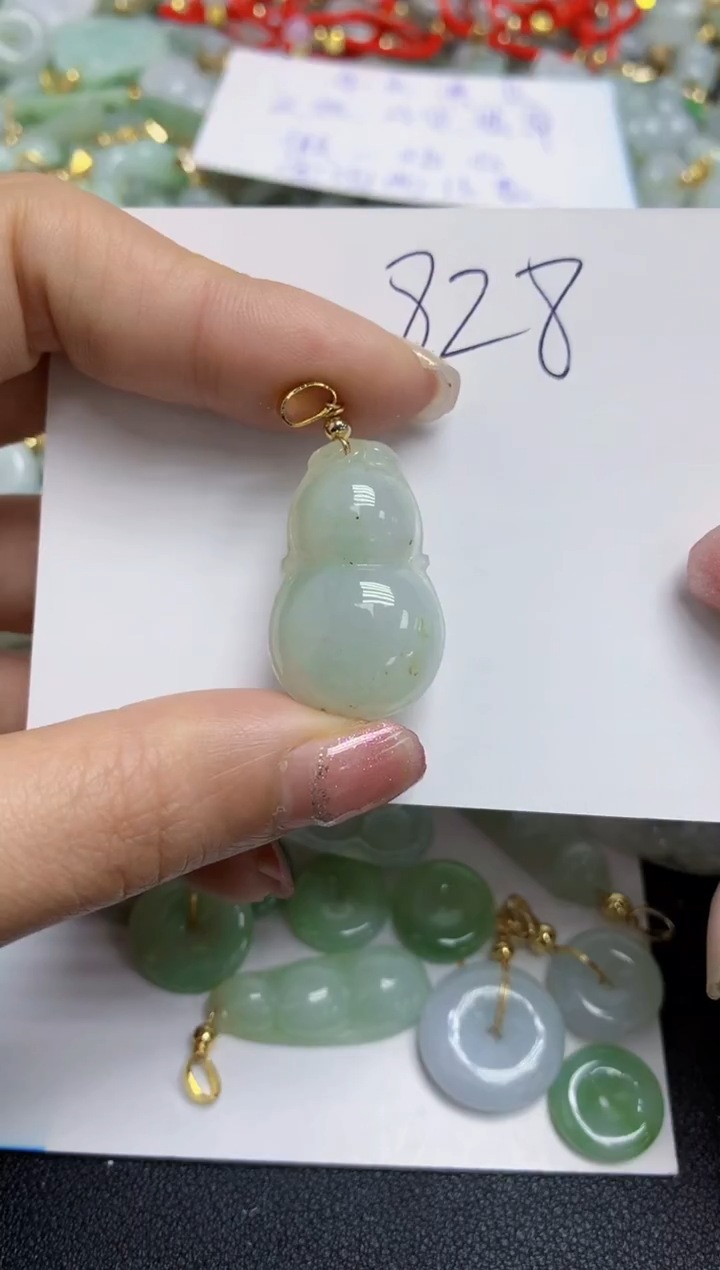 【闪购商品】翡翠颈饰合金天然翡翠A货