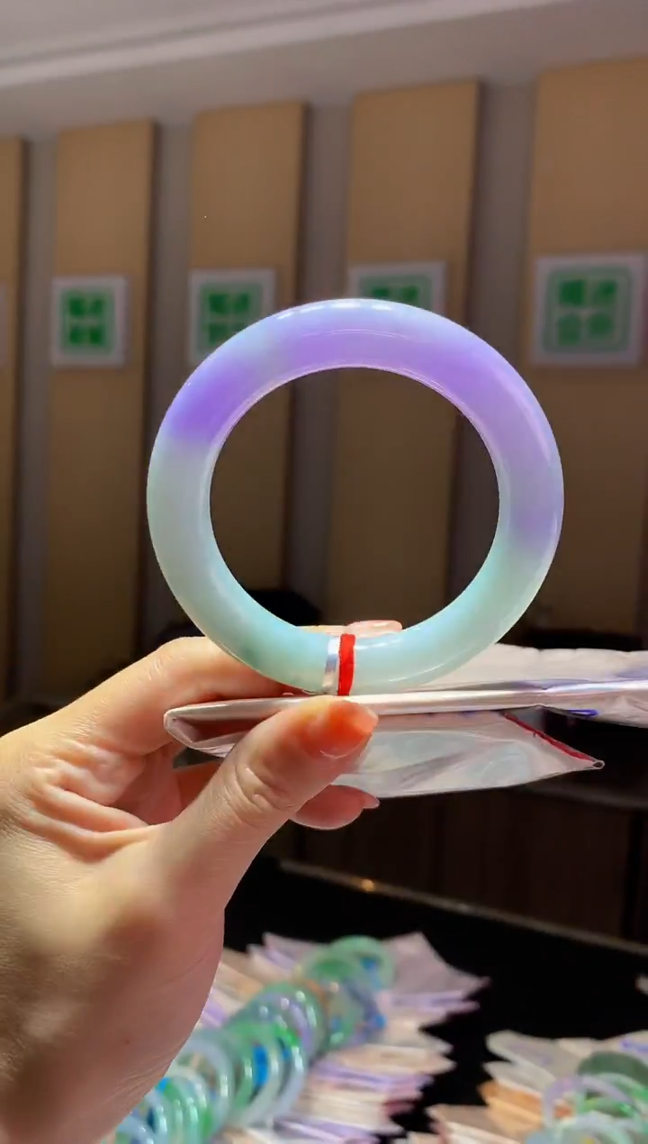 未镶嵌手镯翡翠-Q179 圈口56.2 