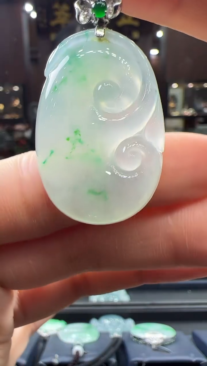 【闪购商品】翡翠挂件18K金镶嵌如意