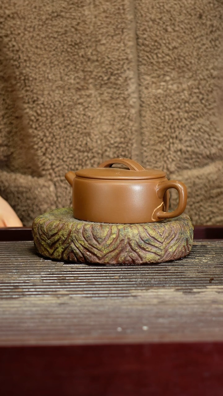 宜兴原矿紫砂壶茶壶宜兴原矿紫砂壶茶壶150C