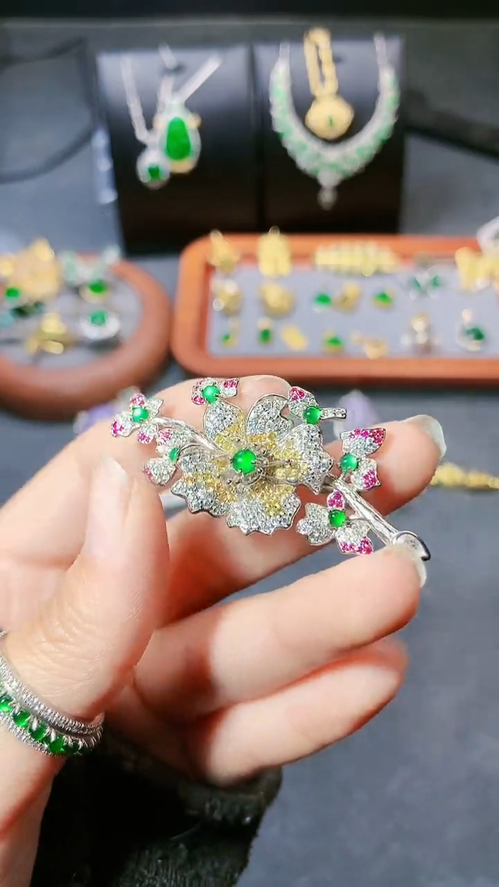 【闪购商品】翡翠耳饰银S925镶嵌胸针