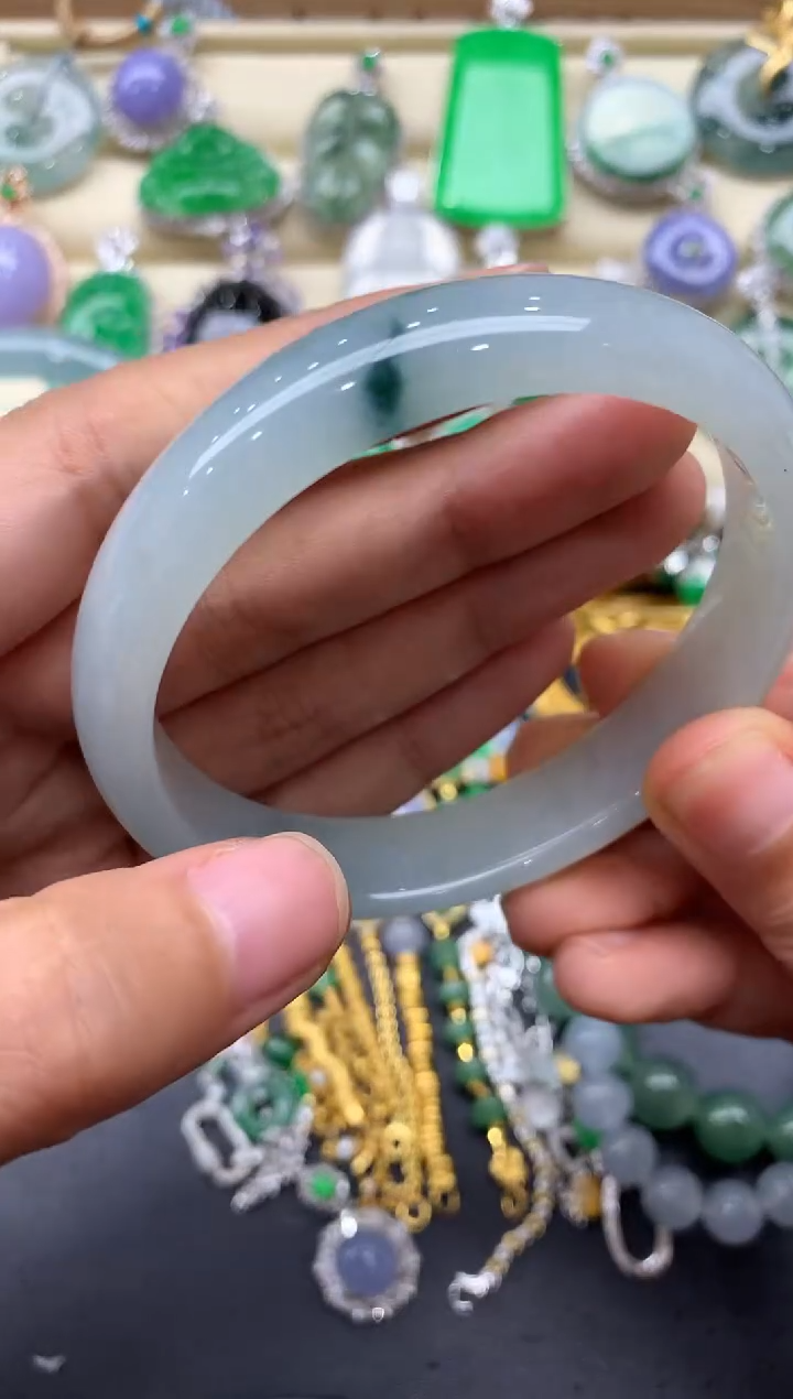 翡翠手镯未镶嵌350-中国好珍宝