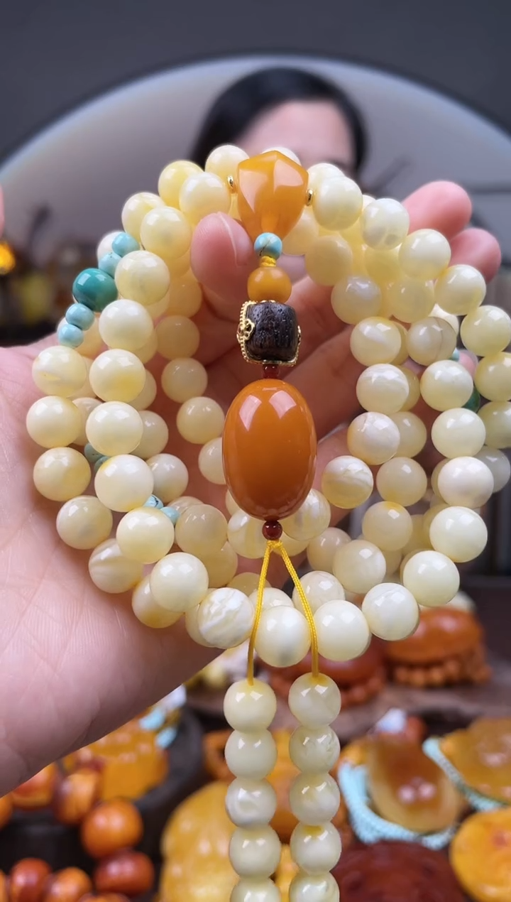 【闪购商品】琥珀裸石未镶嵌首饰 假1赔4 （多样性发货1件