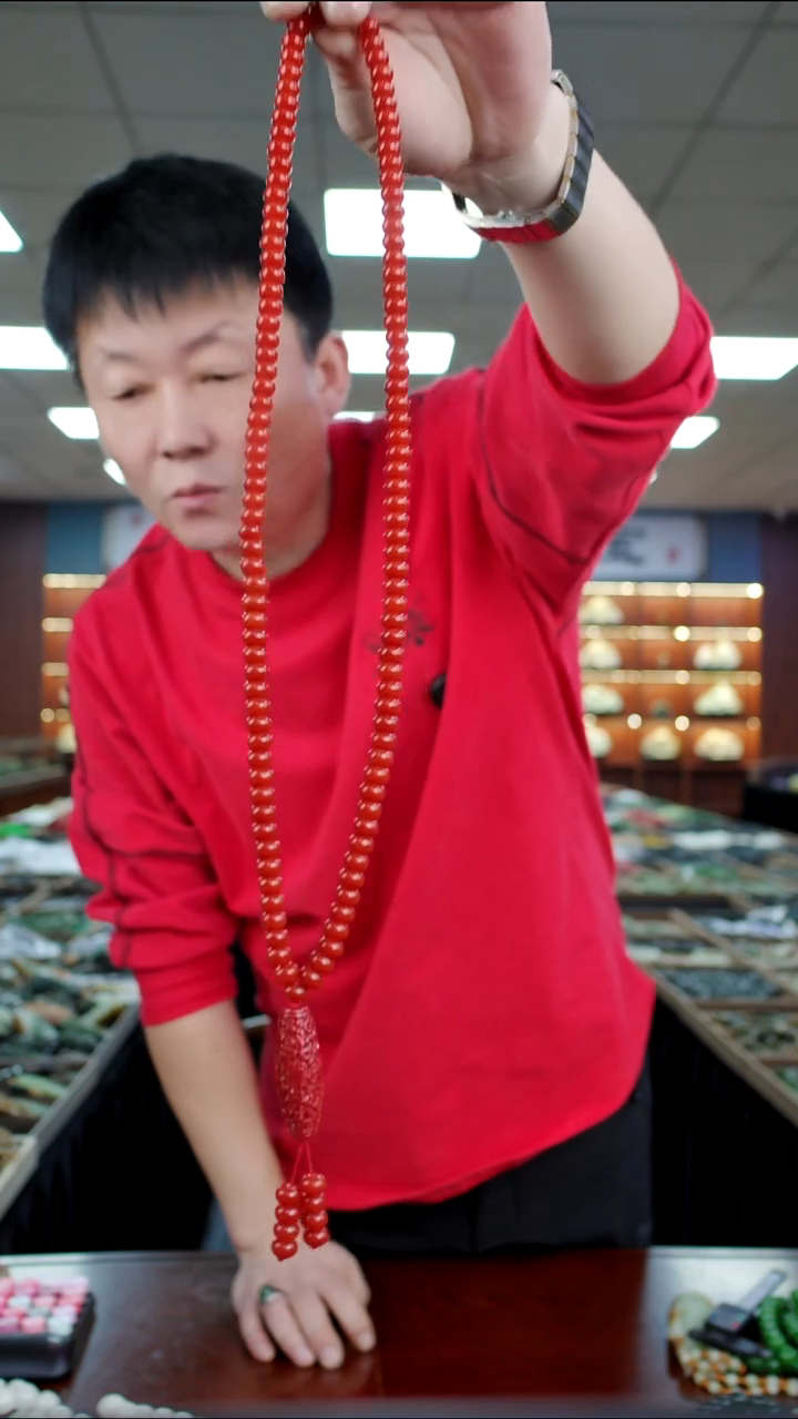 颈饰未镶嵌南红玛瑙多样是发货随机发一