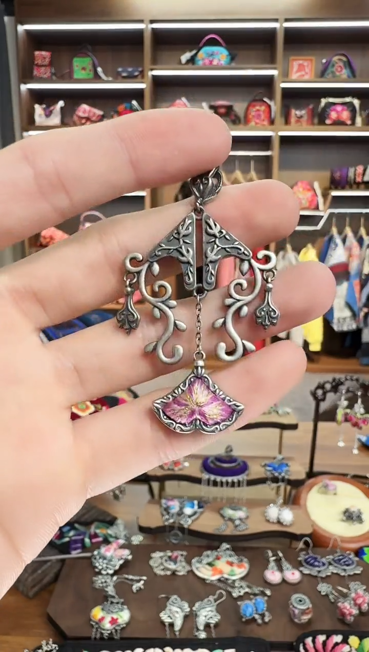 【闪购商品】织绣44蒙阿苏苗绣传承