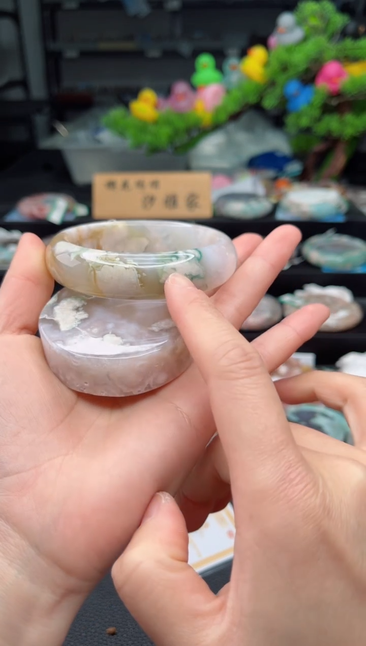 【闪购商品】石英质玉未镶嵌手镯62圈口 （赠品镯心）6540163