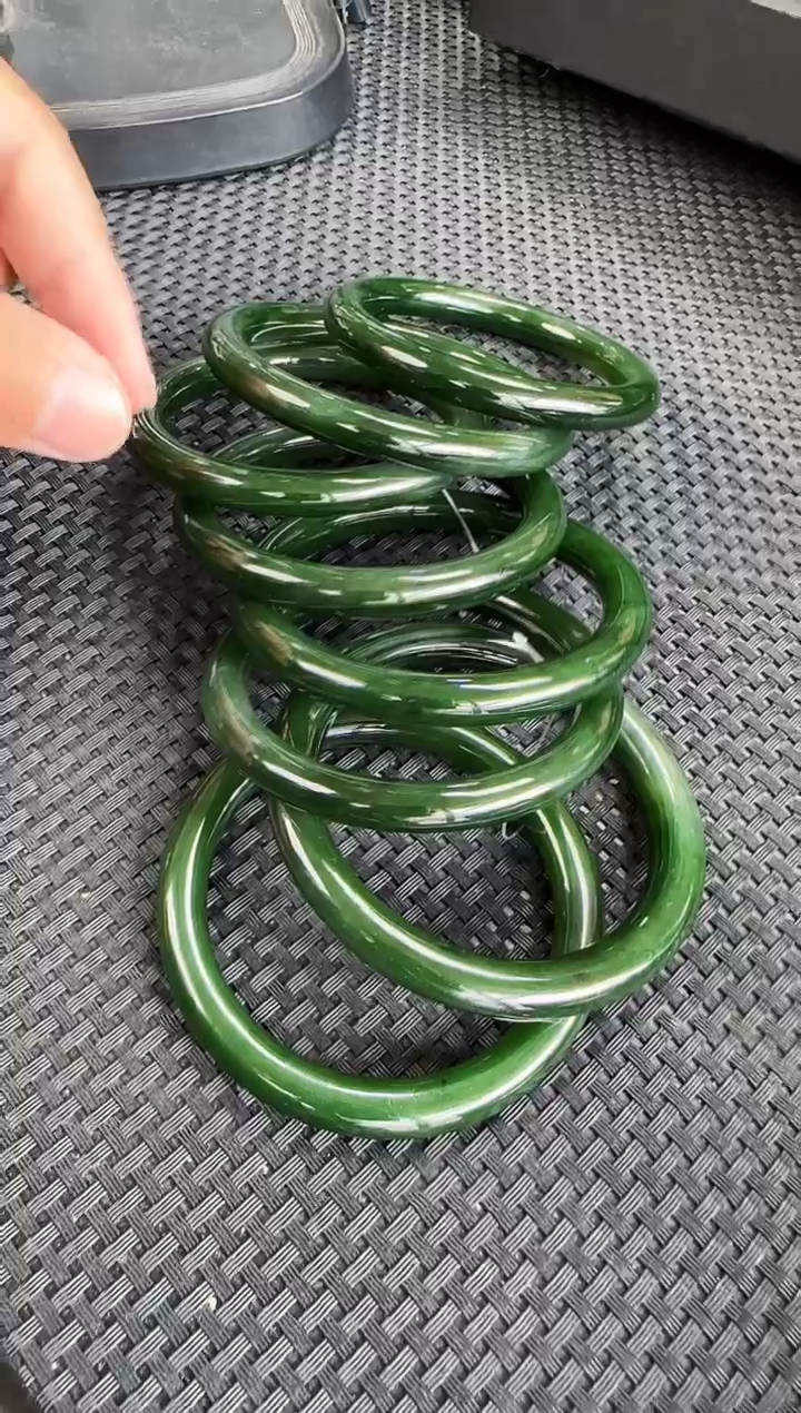 和田玉手镯未镶嵌52-63圈口多样性发一