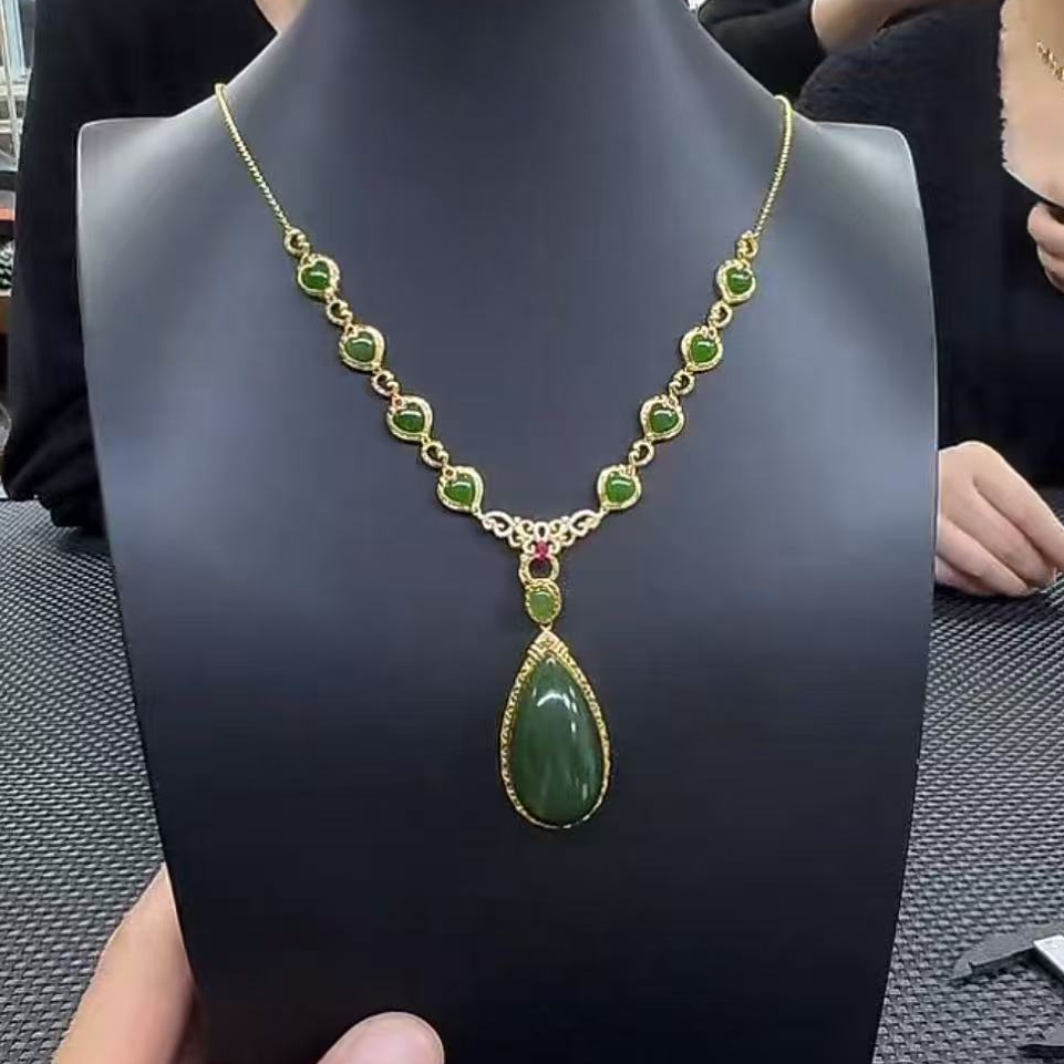 【CHENSMCHEN】18K金和田玉项链(多样性发1件)