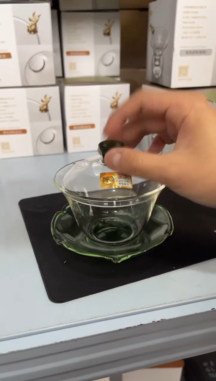 【闪购商品】荷叶盖碗湖绿色。。。。