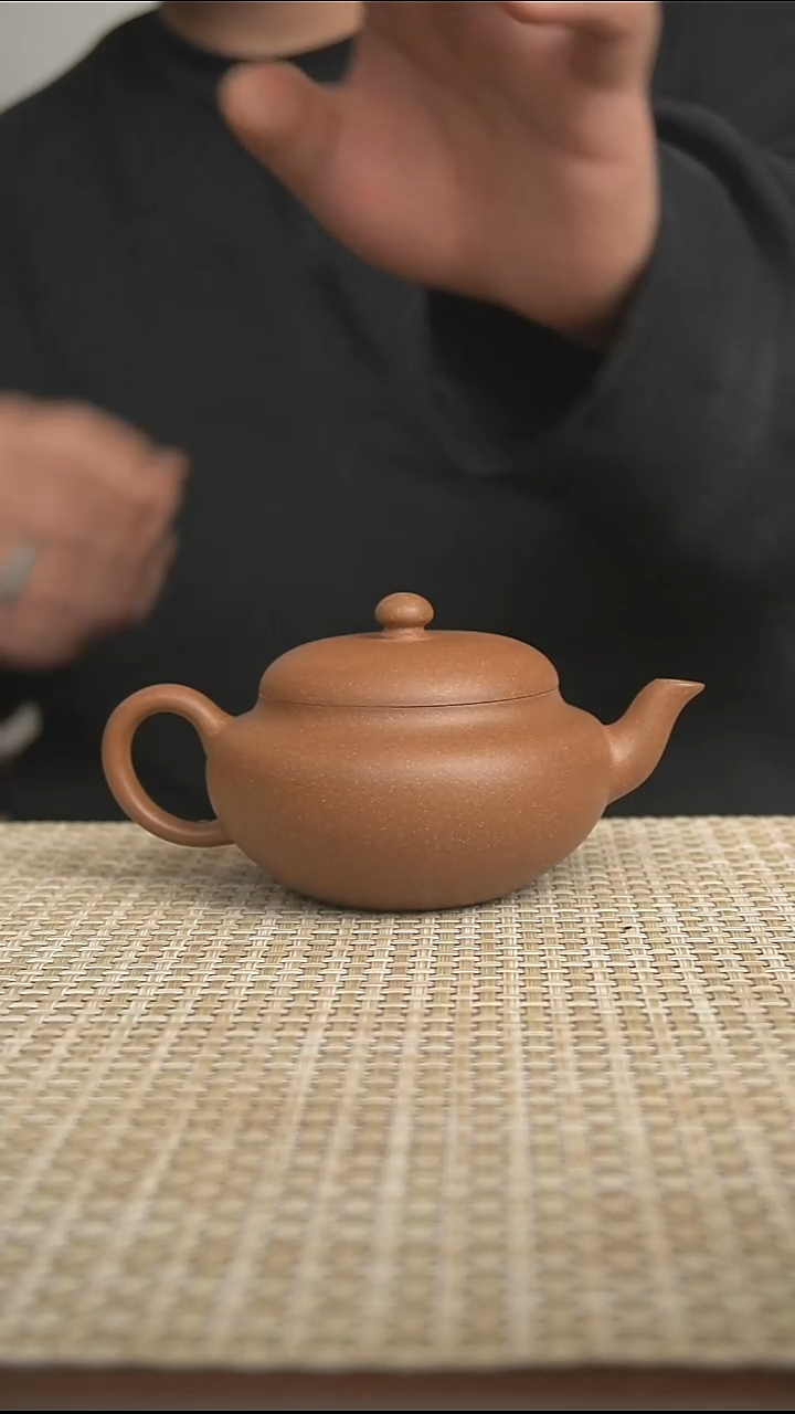 茶壶紫砂宜兴紫砂壶精工半手段泥扁樱200cc