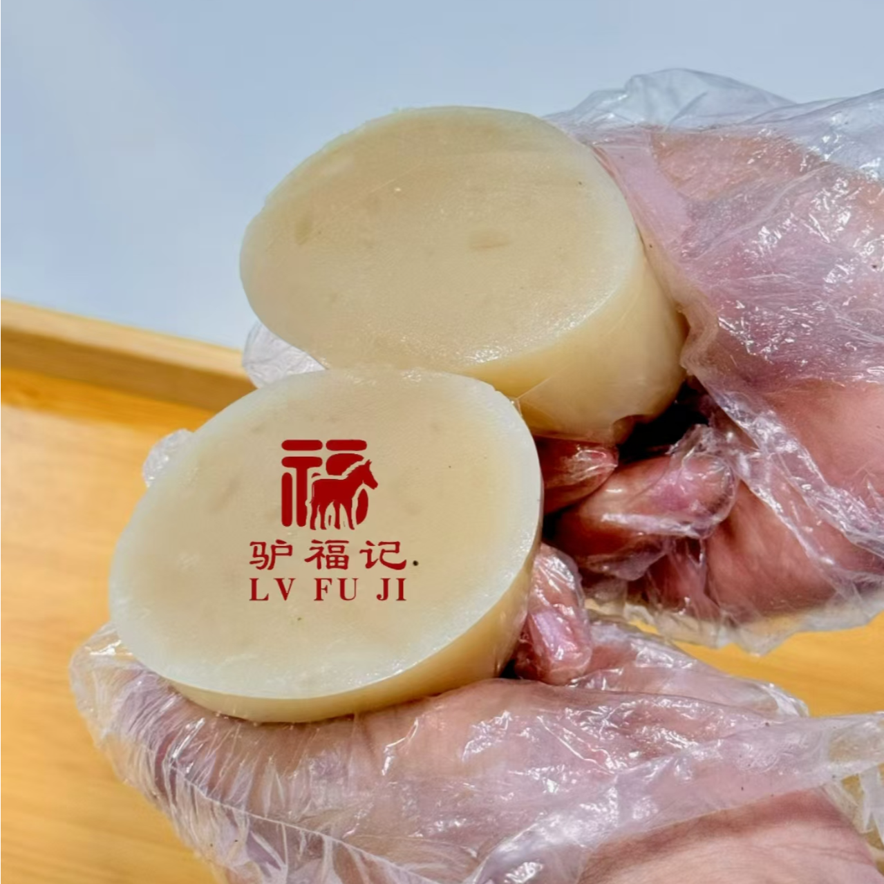 河间特色焖子肠 驴肉火烧必夹焖子