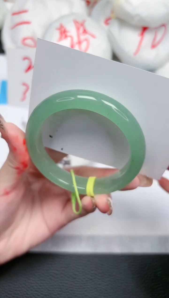 【闪购商品】石英质玉手镯未镶嵌505-54.5