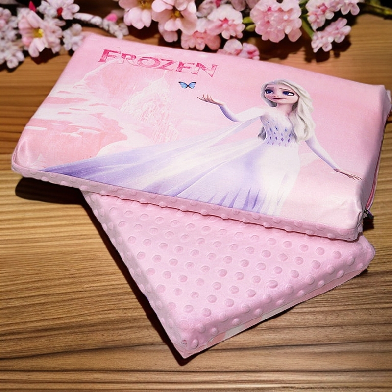 泰国儿童乳胶枕头卡通冰丝豆豆枕头护颈椎助睡眠宝宝专用四季通用