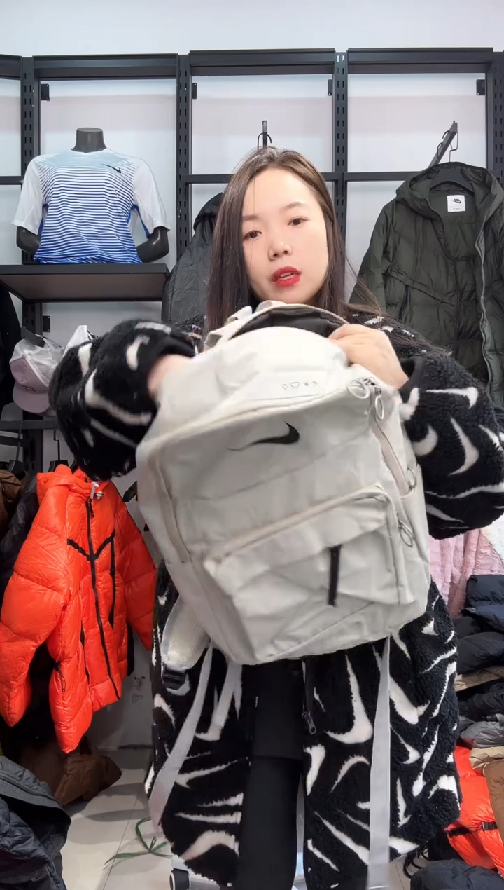 2535     编码  瑕疵直播间过款为准 尺码  ·  bao