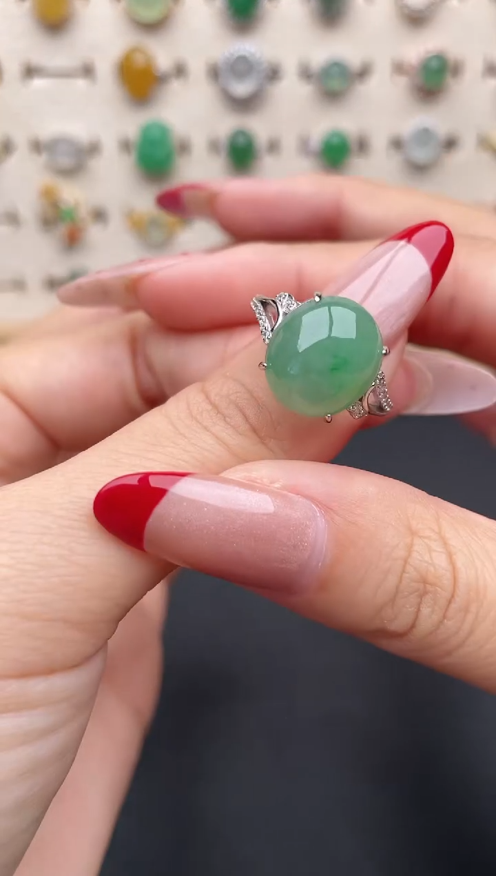 【闪购商品】翡翠戒指银S925镶嵌一物一证一礼盒