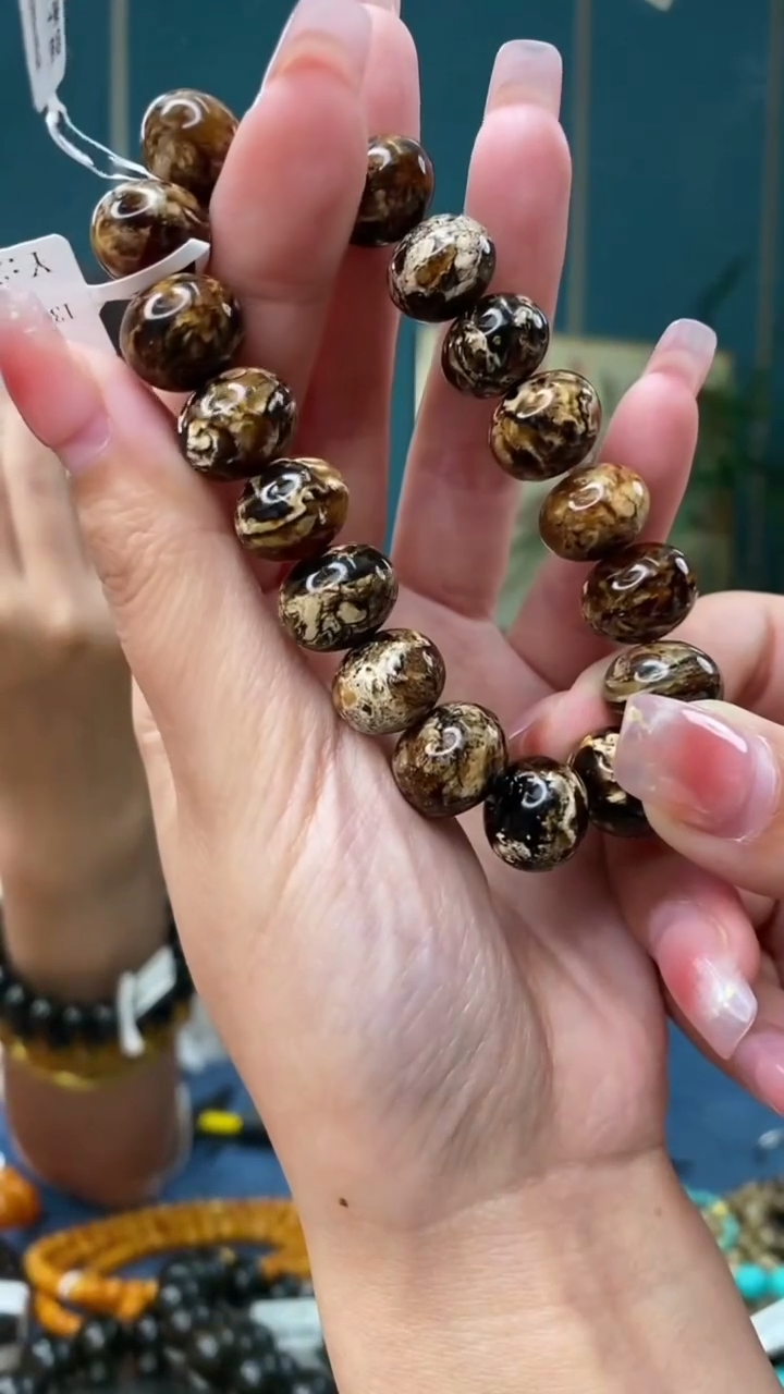 【闪购商品】琥珀裸石未镶嵌2/17-GM-#182