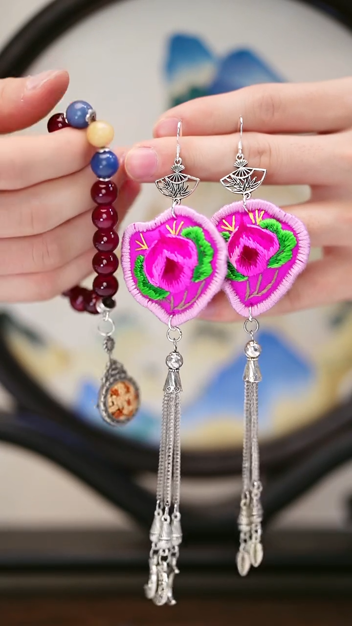 织绣136黔东南苗族刺绣