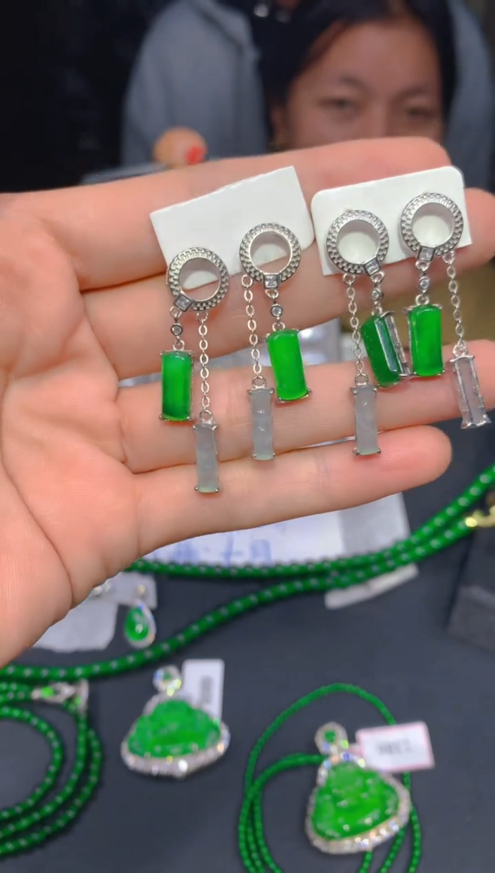 【闪购商品】定制翡翠未镶嵌237多样性发货（发其一）