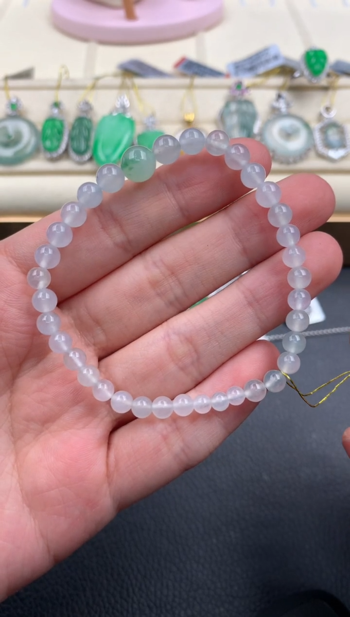 【闪购商品】翡翠颈饰未镶嵌A804