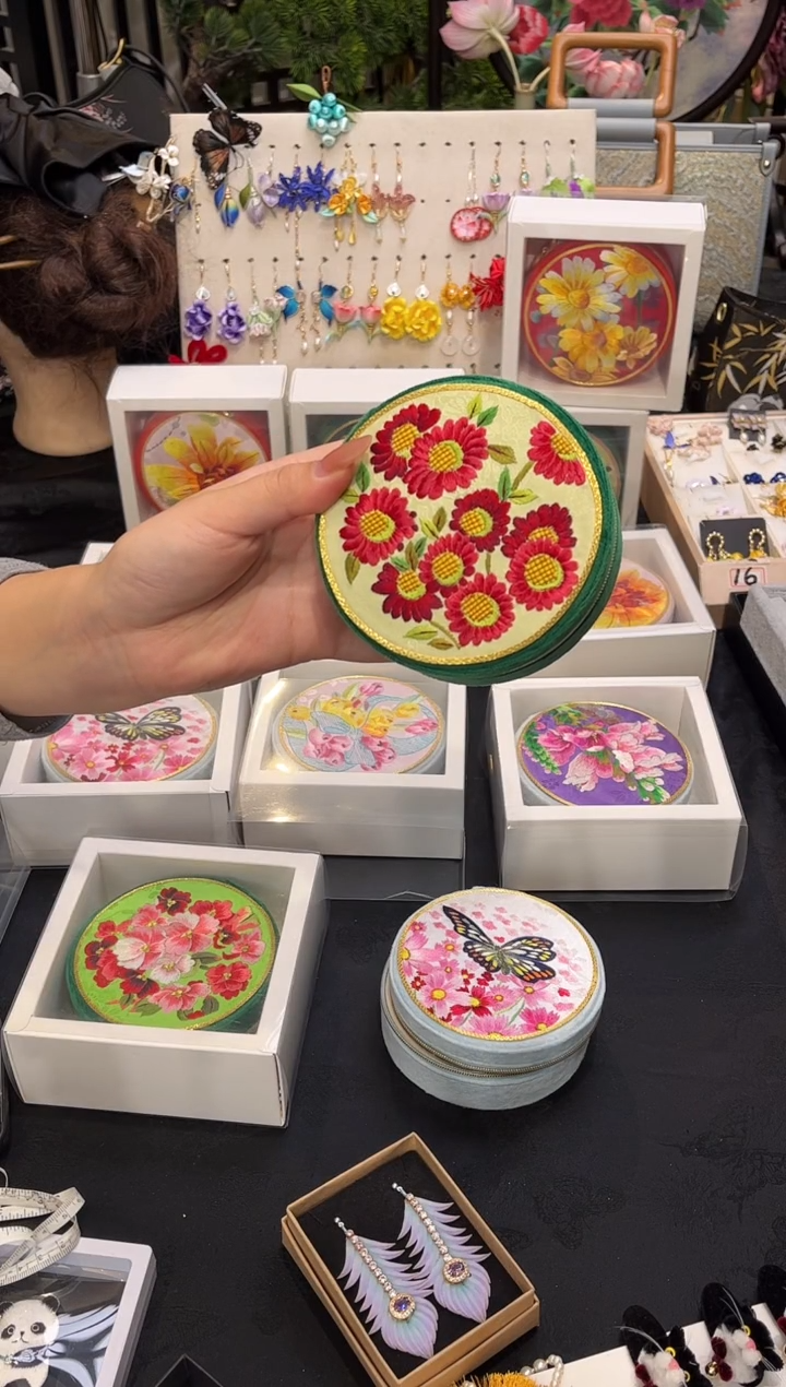 织绣糯***?非遗苏绣手工饰品