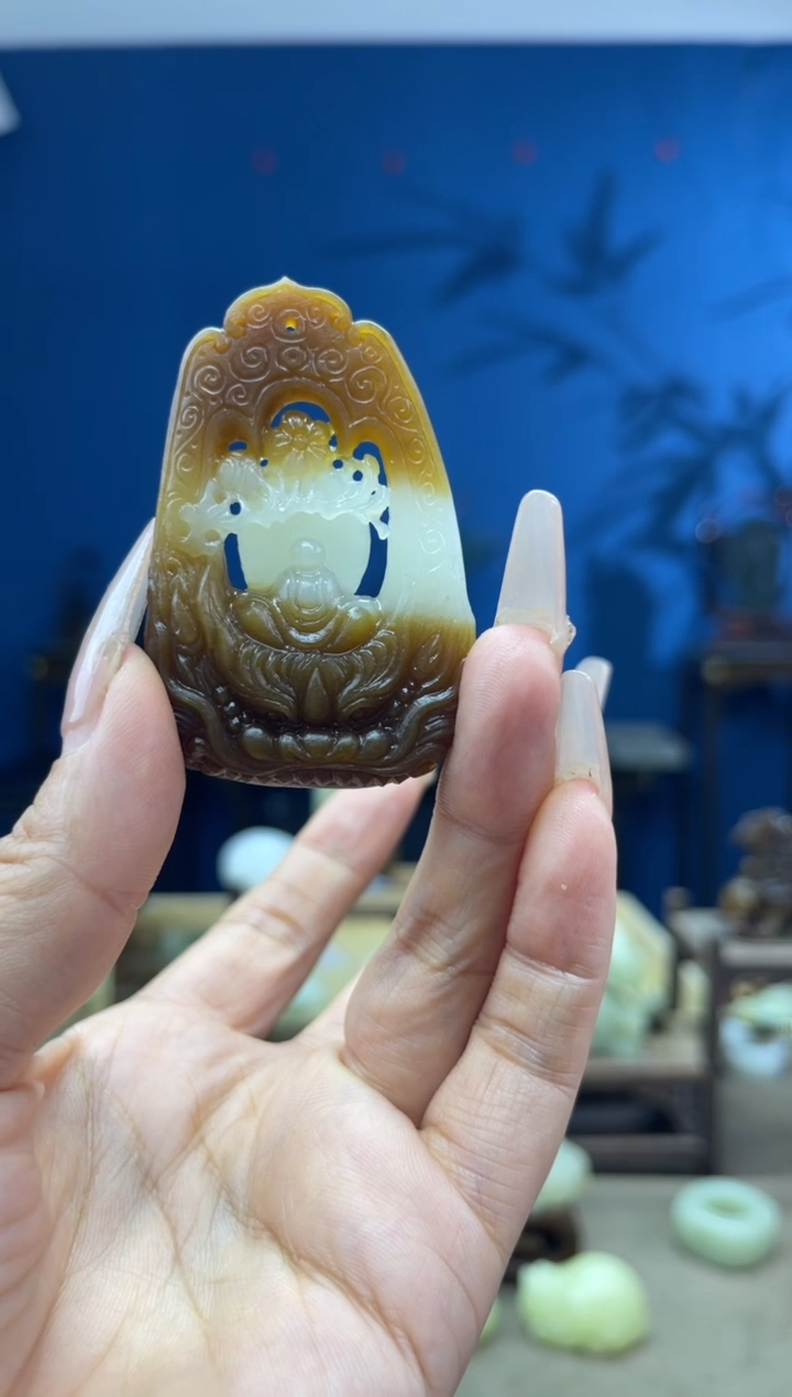 和田玉未镶嵌颈饰乐**施1