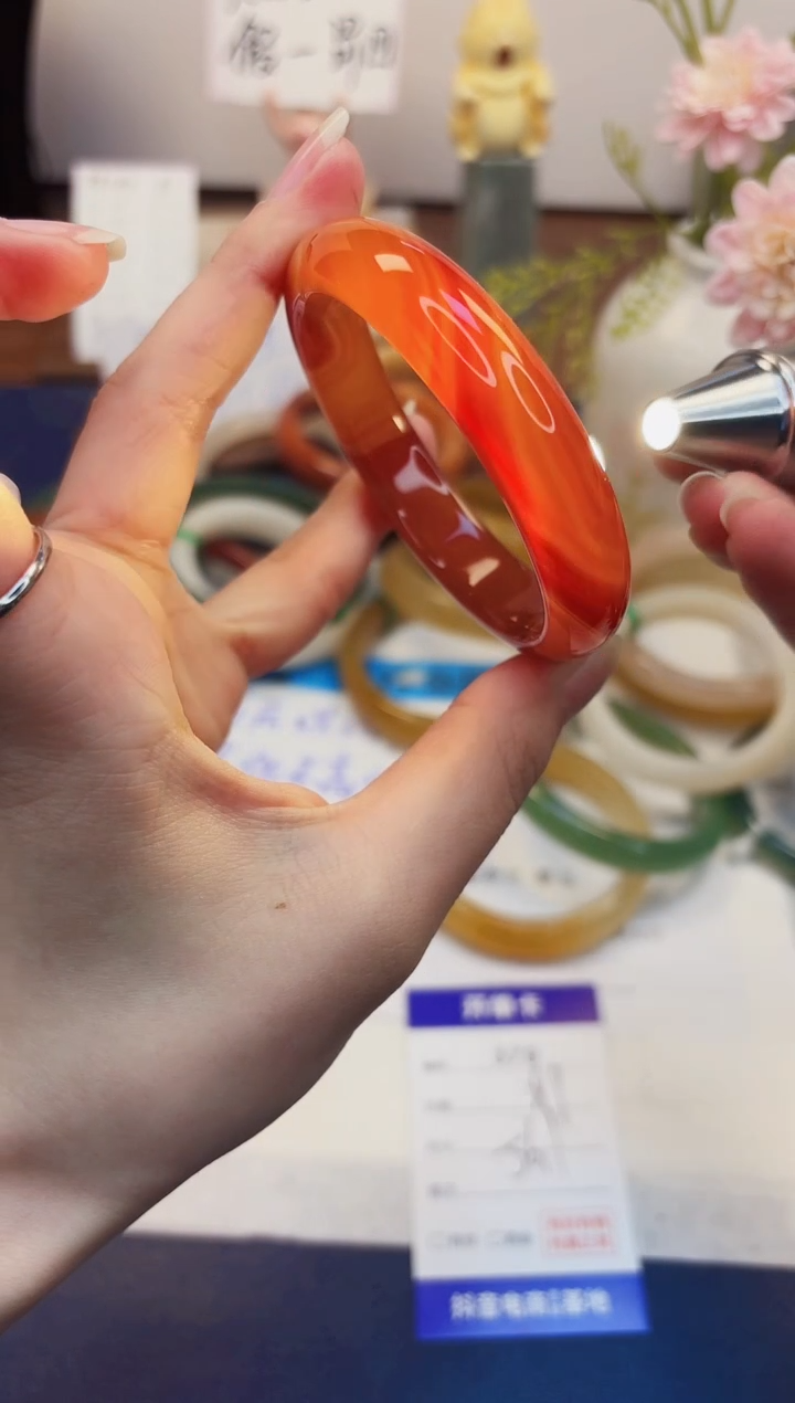 【闪购商品】石英质玉手镯未镶嵌379-玛瑙-圈口56