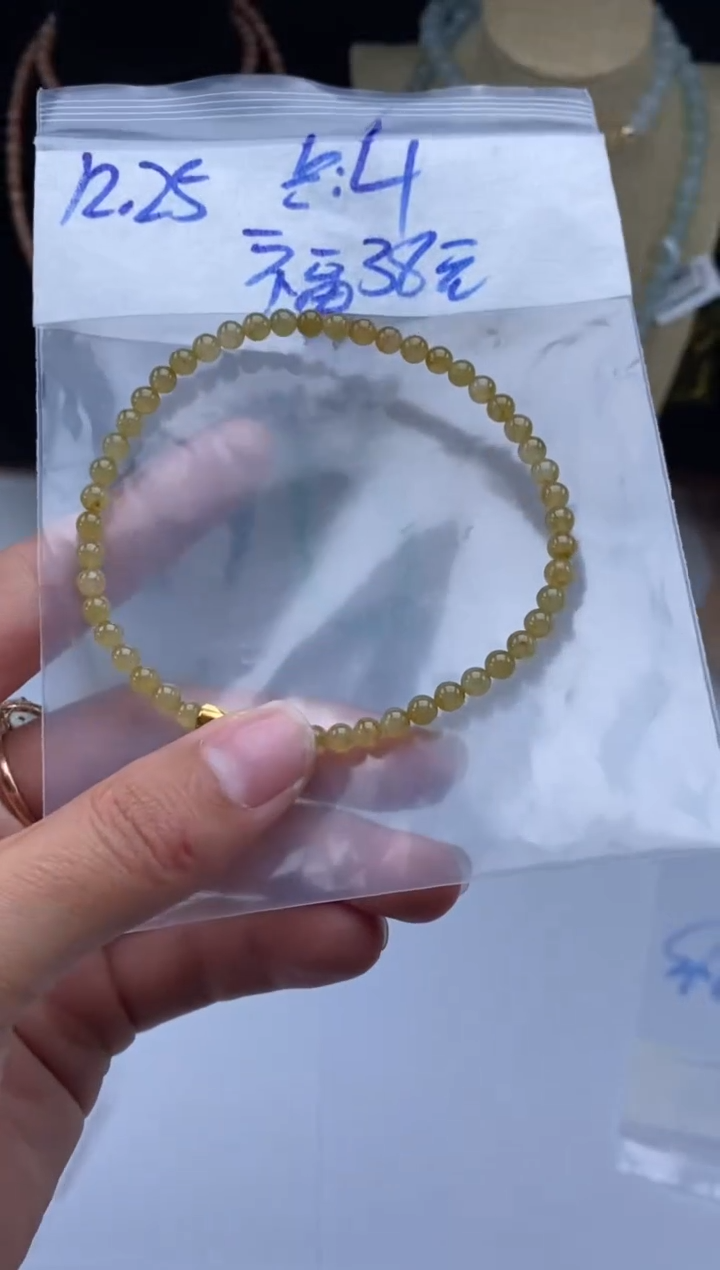 颈饰未镶嵌翡翠天然翡翠珠子