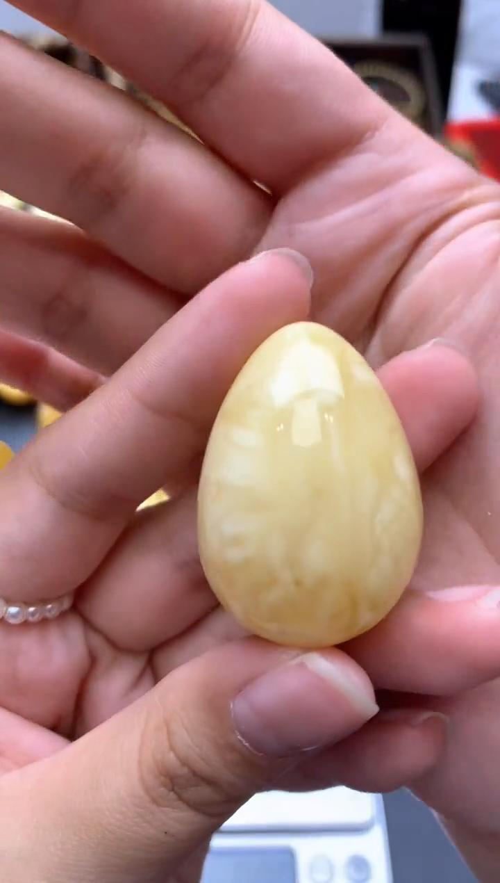 【闪购商品】琥珀珠宝奇石未镶嵌061琥珀蜜蜡花粉有纹小坑介意勿拍