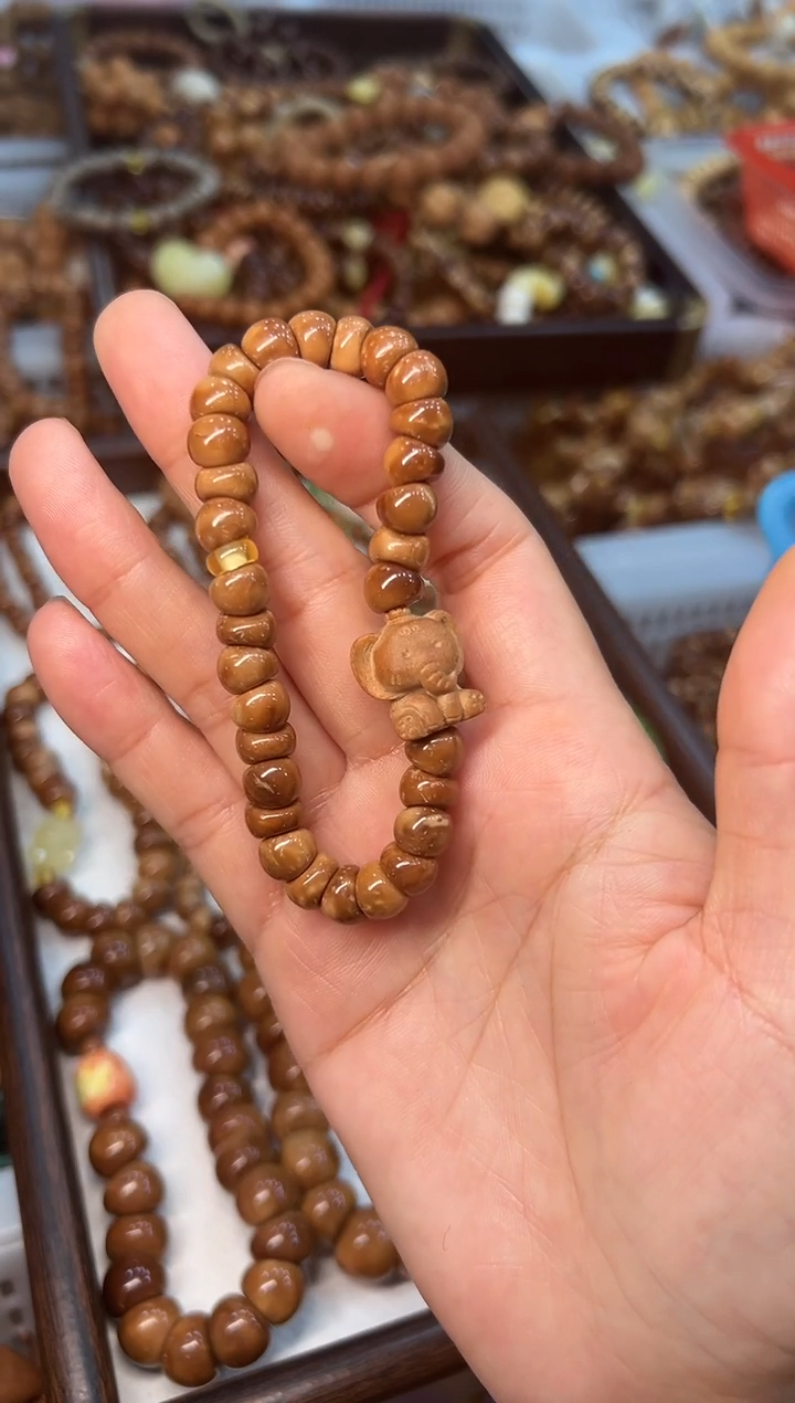 手串库克卡8.5蒜瓣大肠  小象 设计款 单圈