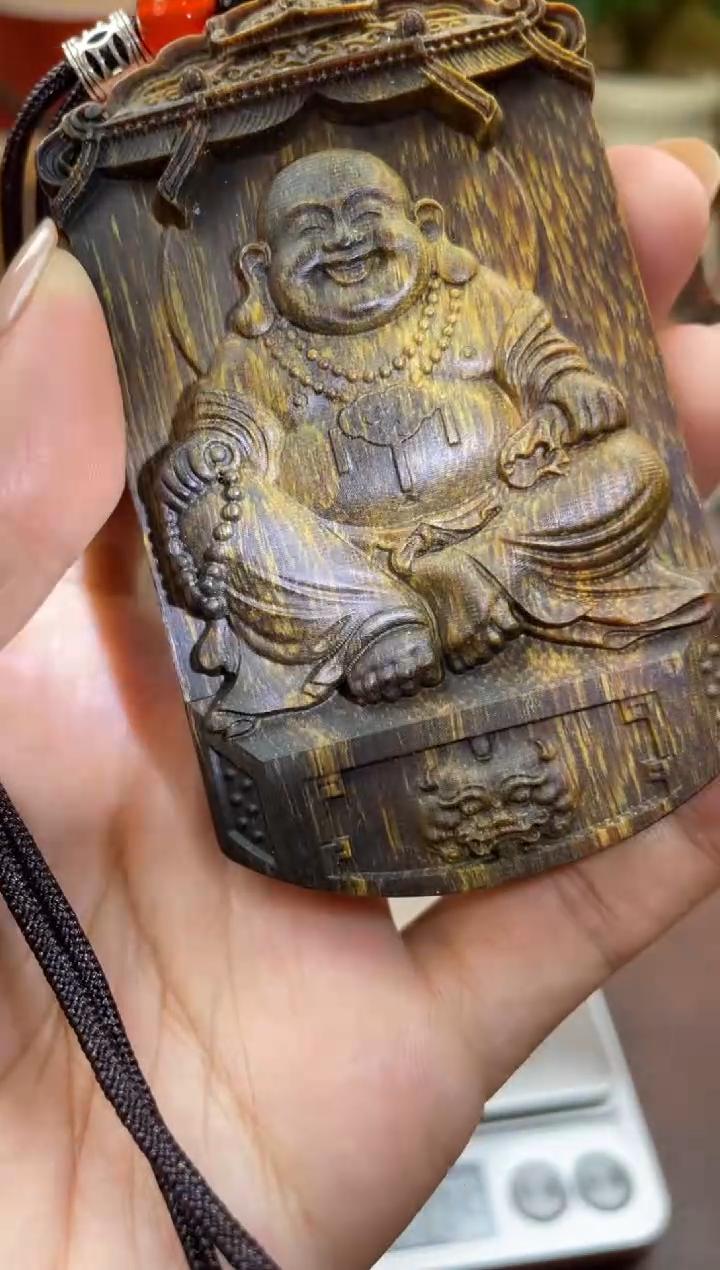 木木雕款芽庄  弥勒佛公  8cm 送养香瓶