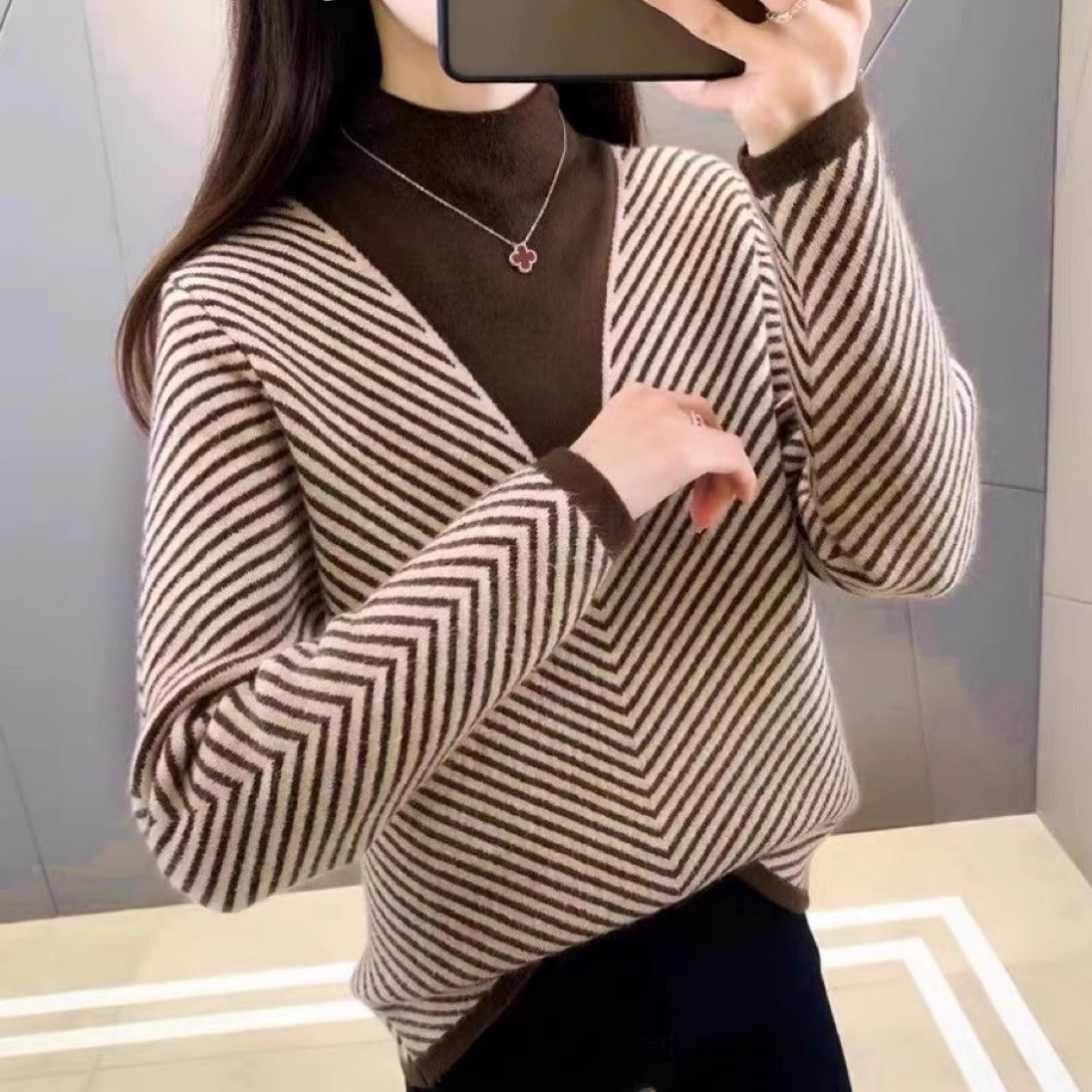 【洛尔专属】长袖洋气时尚百搭条纹半高领秋冬针织衫LZ75424
