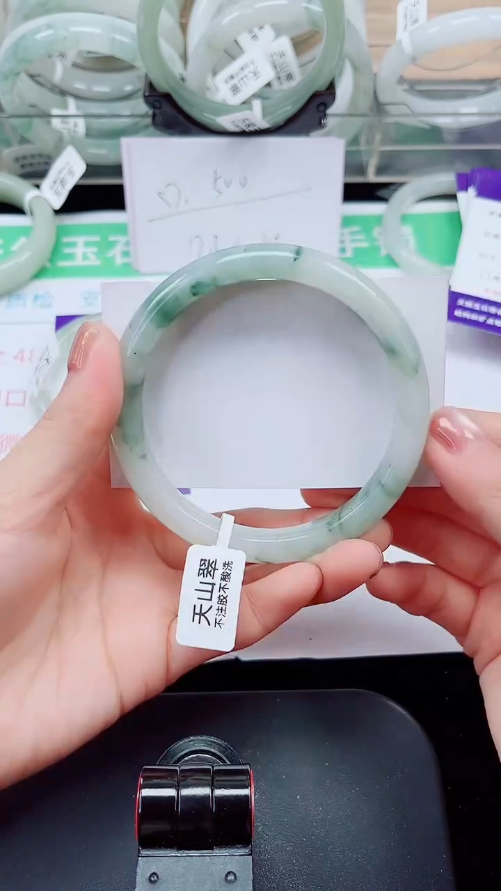 未镶嵌手镯石英质玉14-64/65