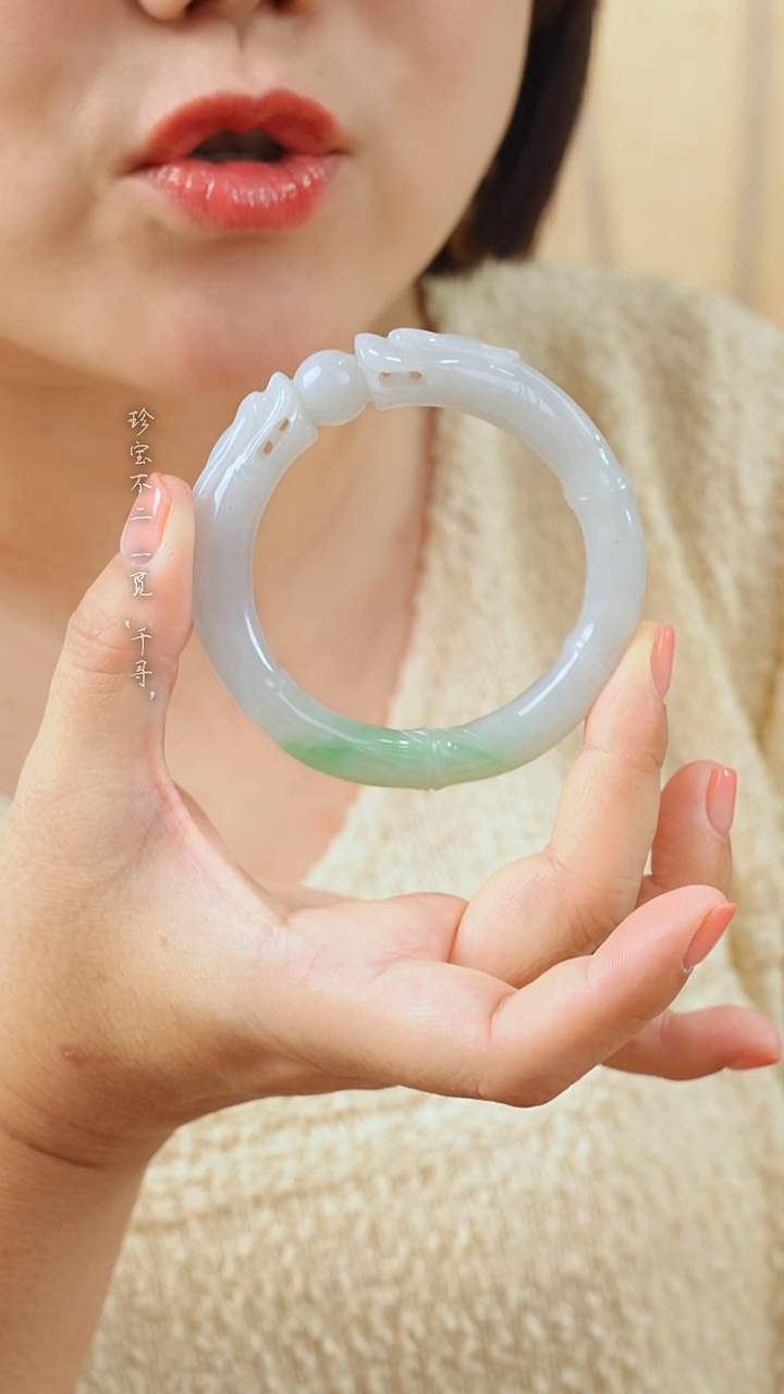 未镶嵌手镯翡翠缅甸A货翡翠白底青双龙护主手镯