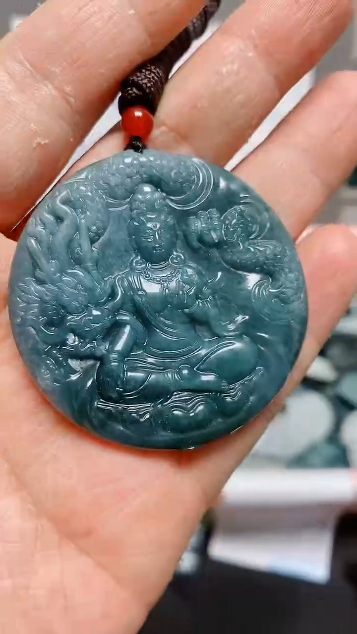 【闪购商品】翡翠颈饰未镶嵌天然翡翠A货