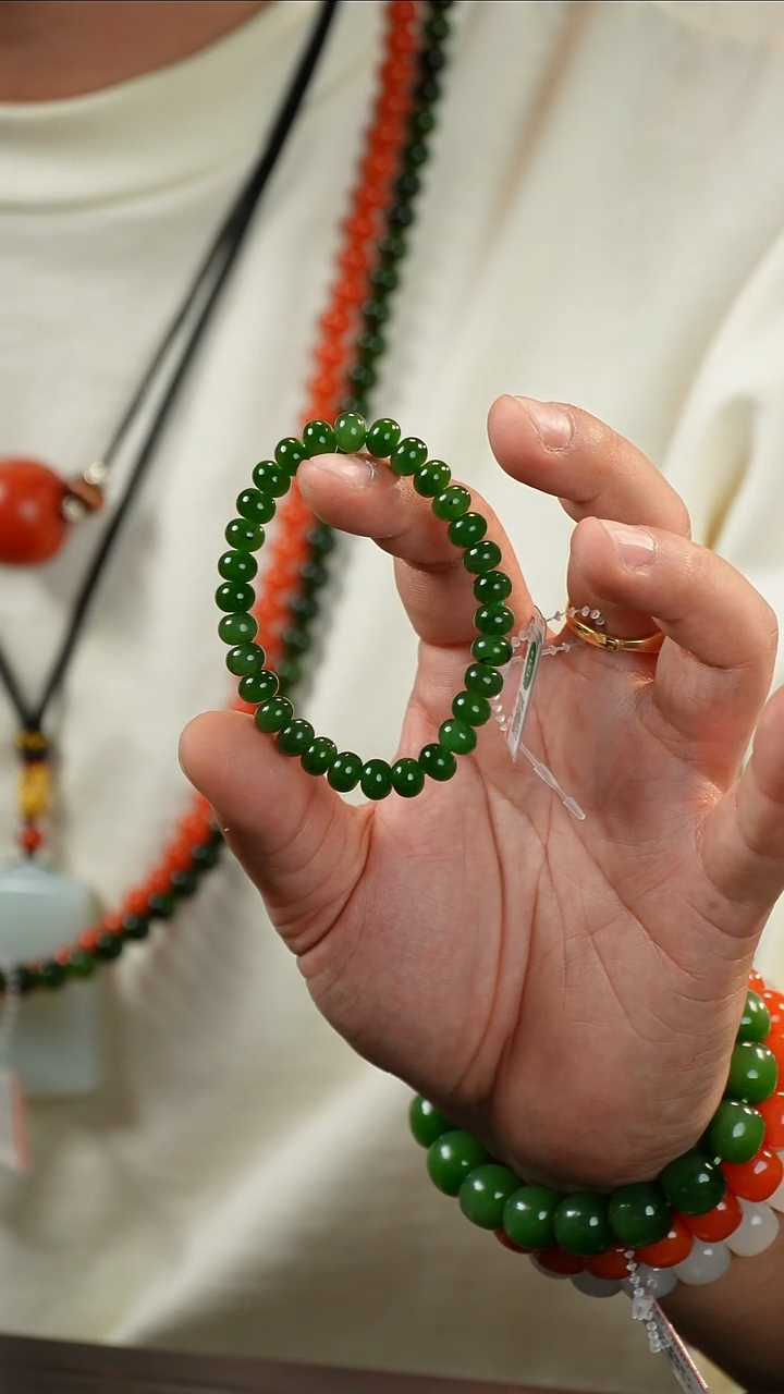 未镶嵌手链和田玉多样性发一件THTY6894