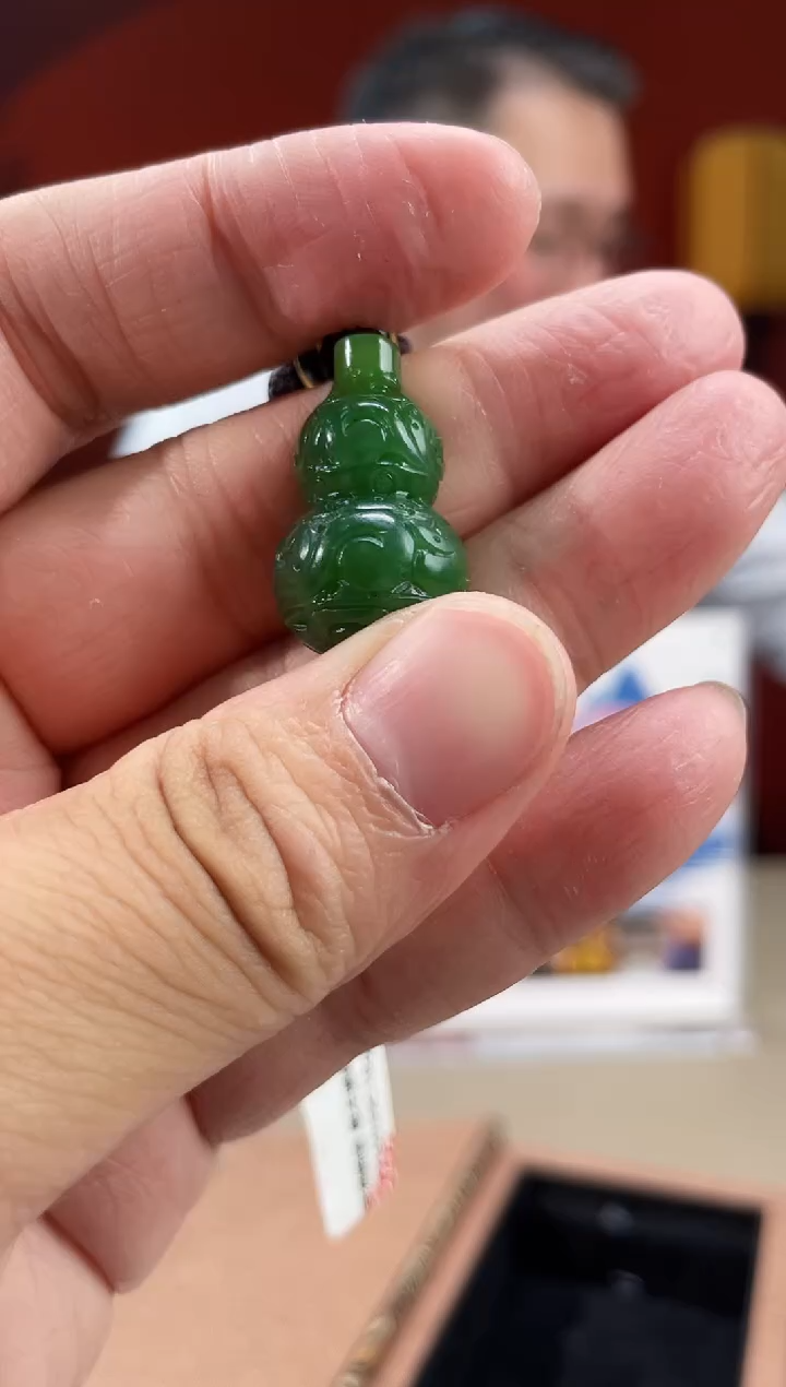 【闪购商品】和田玉吊坠(不含链)未镶嵌多样性发货拍一发一01023