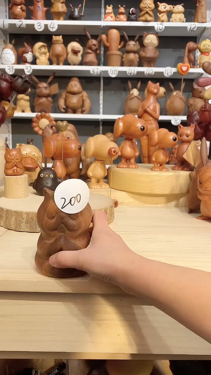 【闪购商品】木木雕摆件可爱卡通