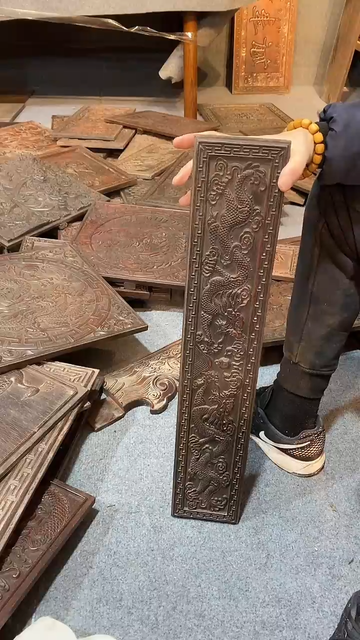 【闪购商品】木紫檀雕刻一物一拍以直播间为准