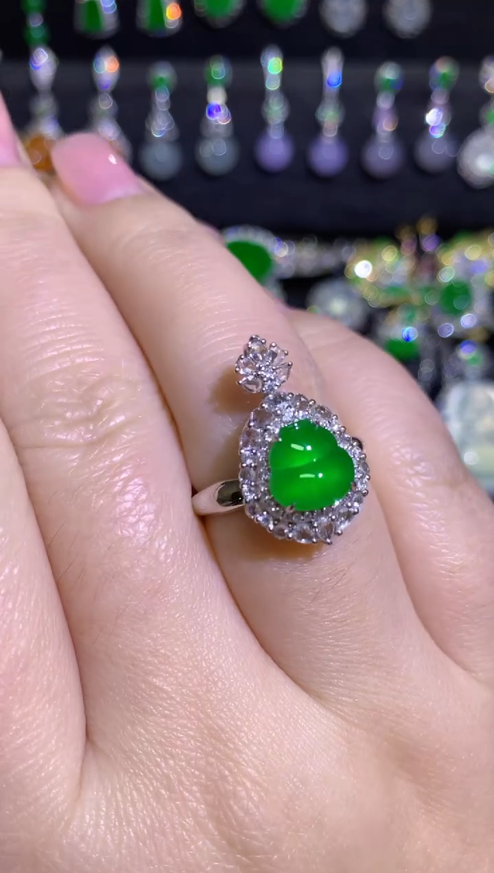 【闪购商品】翡翠戒指18K金镶嵌玻璃种起光双眼皮葫芦