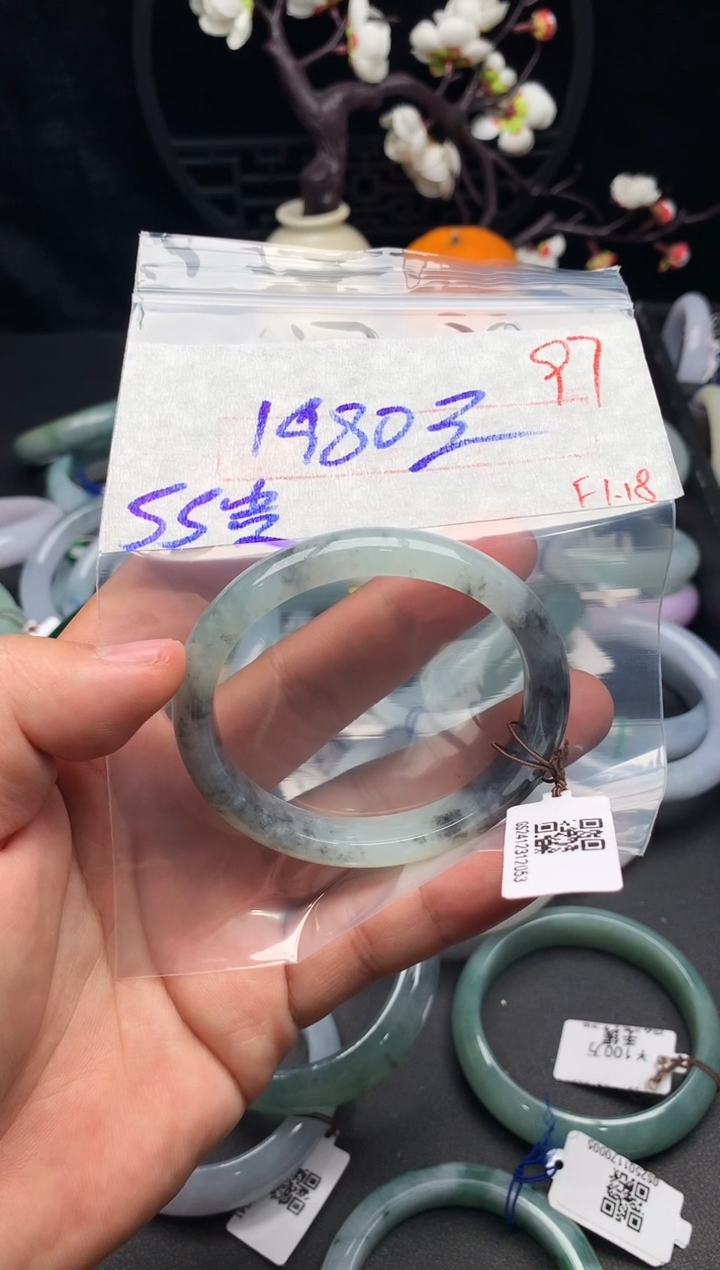 【闪购商品】定制翡翠未镶嵌毛货需精细抛光+多样性发货拍一发一