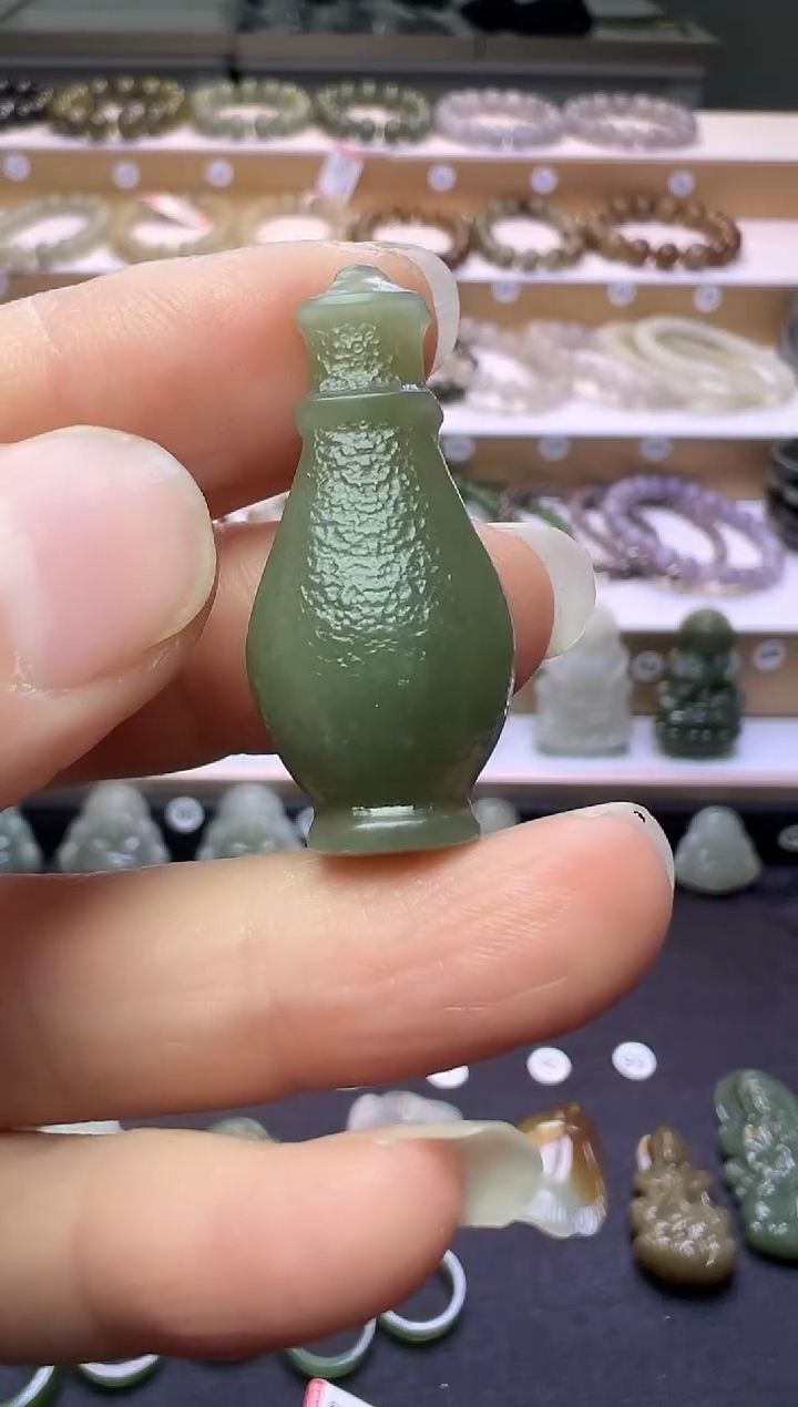 颈饰未镶嵌和田玉180号链接